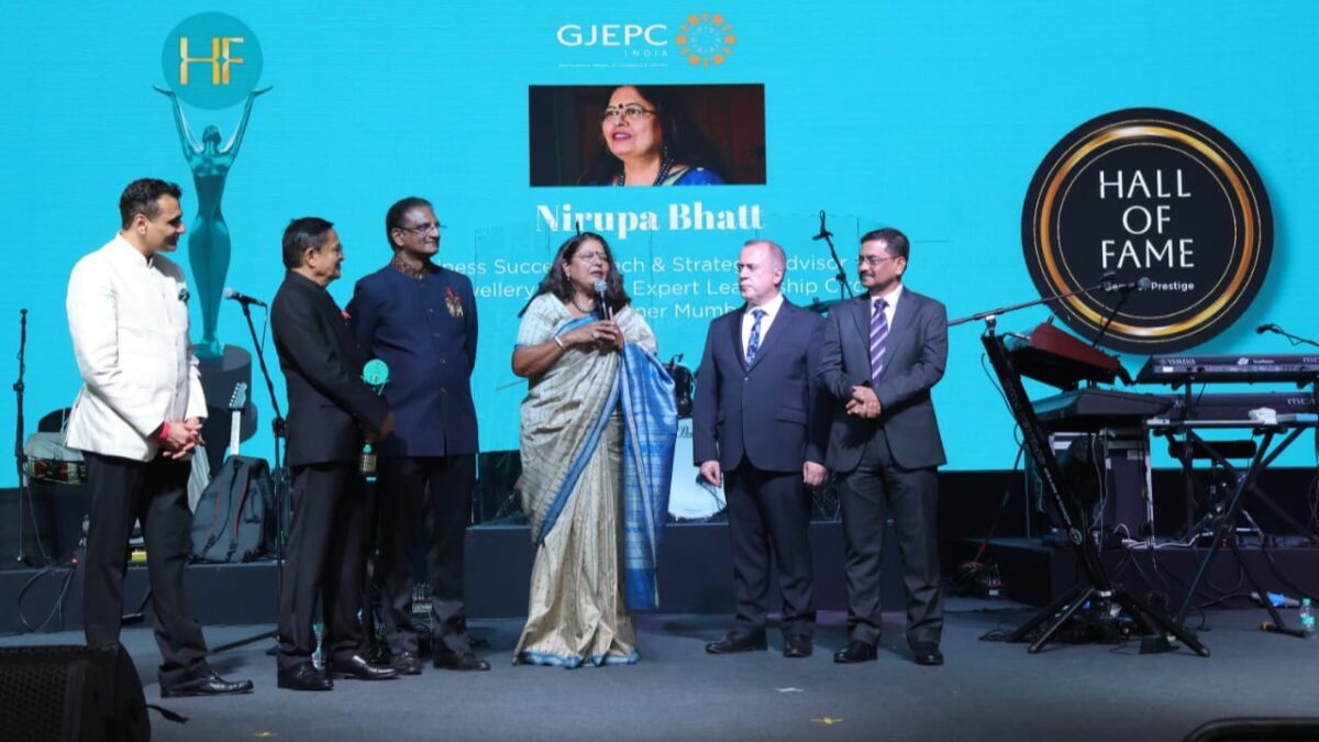 Nirupa Bhatt Received HALL OF FAME award